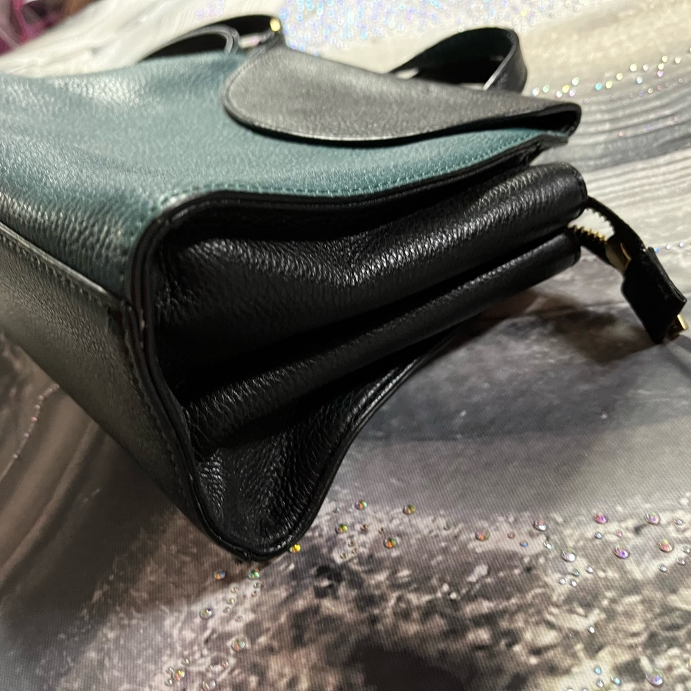 Kate Spade Saturday Handbag - Picture 3 of 9